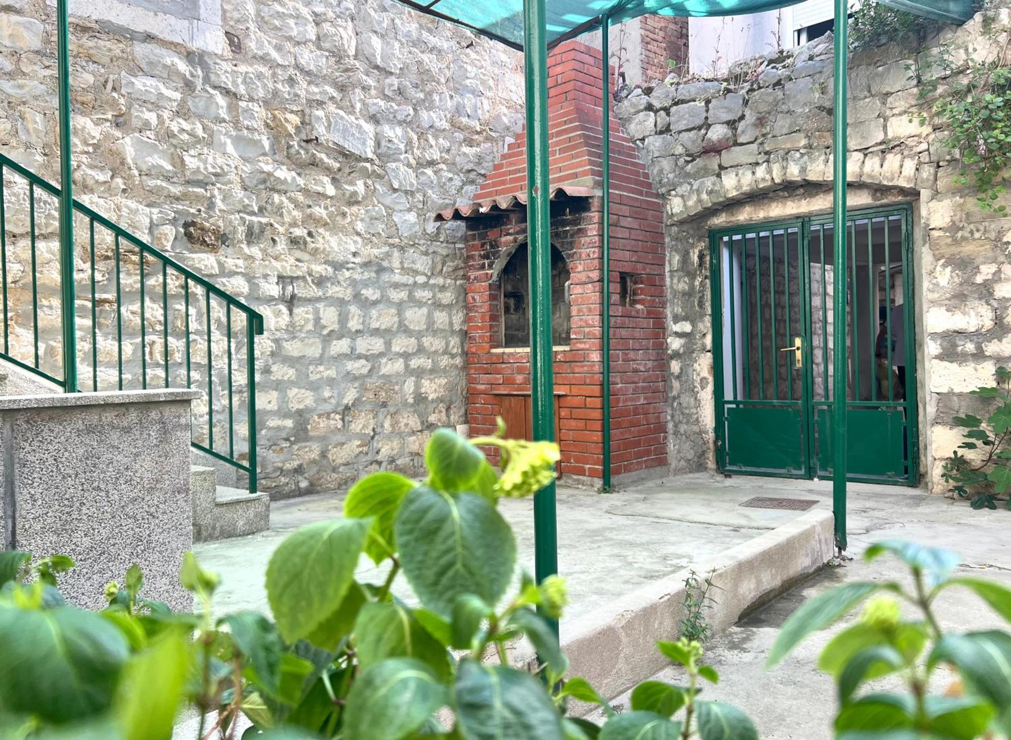 Apartman Lucijan Kastela Dış mekan fotoğraf
