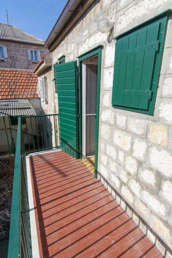 Apartman Lucijan Kastela Dış mekan fotoğraf
